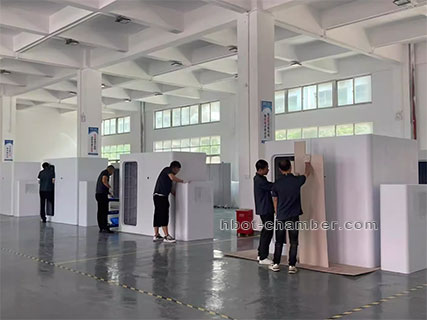 assembly for hyperbaric oxygen chamber