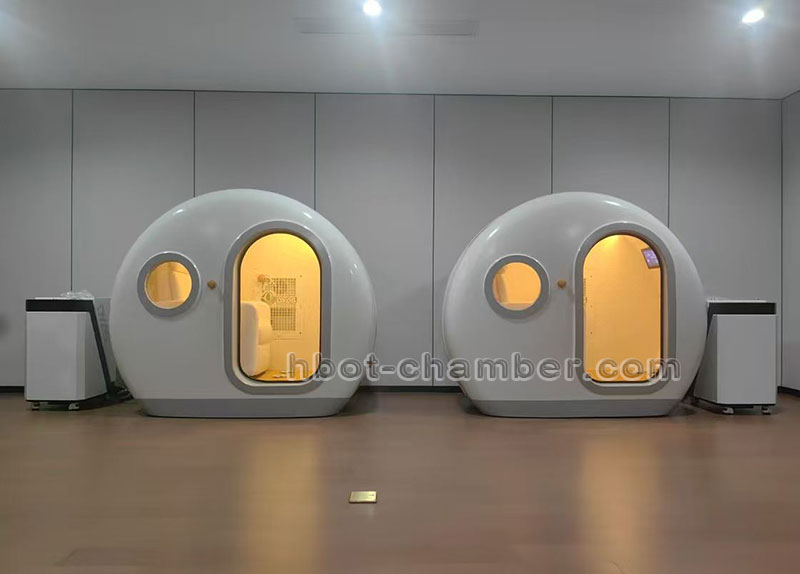 2026 Hot Sale 2.0 ATA Hyperbaric Oxygen Chamber for Sale Sitting Type Single Person HBOT Chamber Supplier